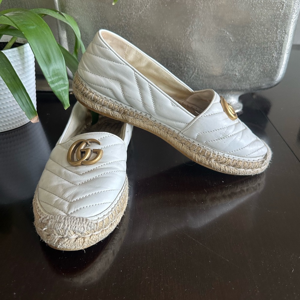 Gucci Espadrilles White with Gold GG
